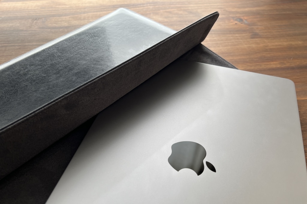 Simplism MacBook Pro 14 BookSleeve case
