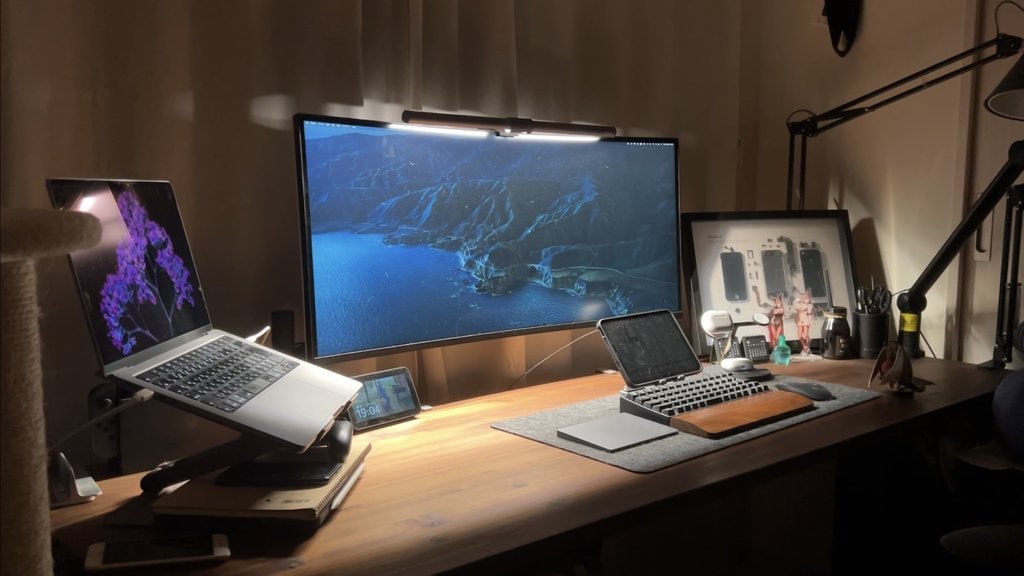 BenQ ScreenBar Haloレビュー！デスクライトとの違いは？使用感